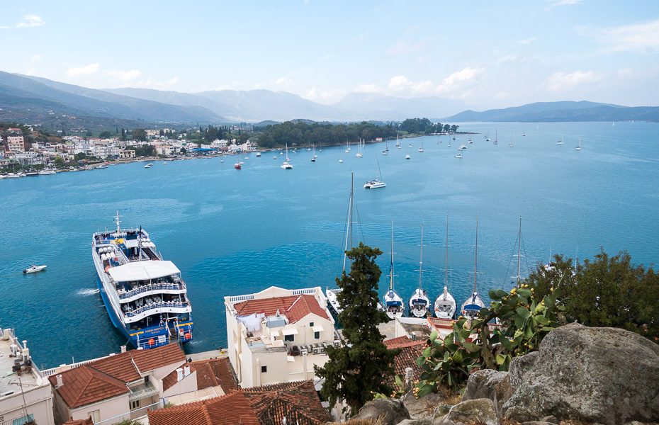 Ar prāmi pa Grieķija salām