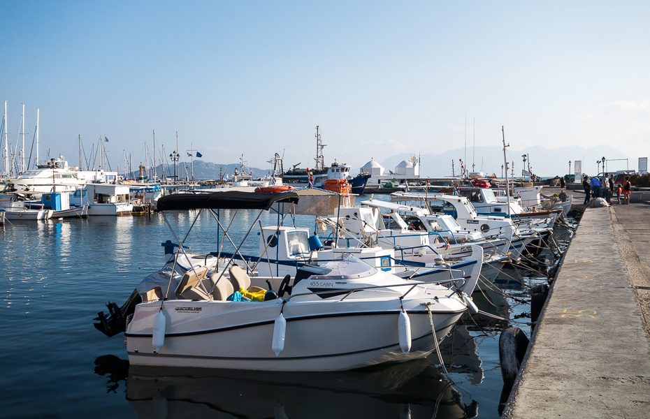 Kuģu piestātne Poros salā
