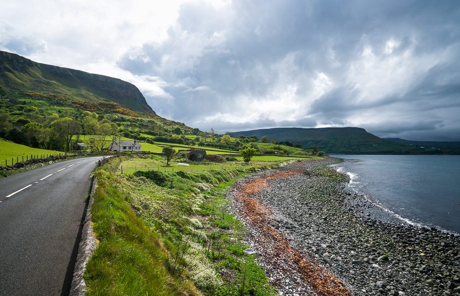 ziemeļīrijas daba maijā