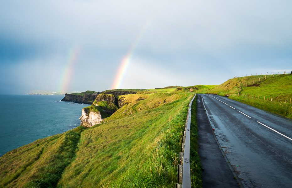 ziemeļīrijas dabas skati pavasarī