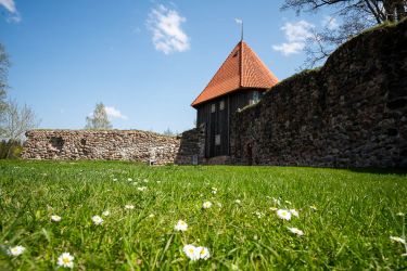 alūksnes livonijas pils pilsdrupas