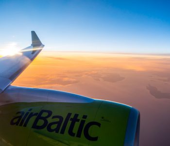 Kā mēs lidojām ar jauno lidmašīnu CS300